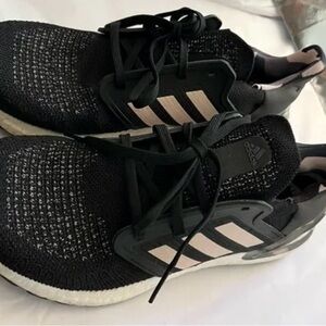 Adidas Primeblue Black and Cream Sneakers 
Women’s size 7.5